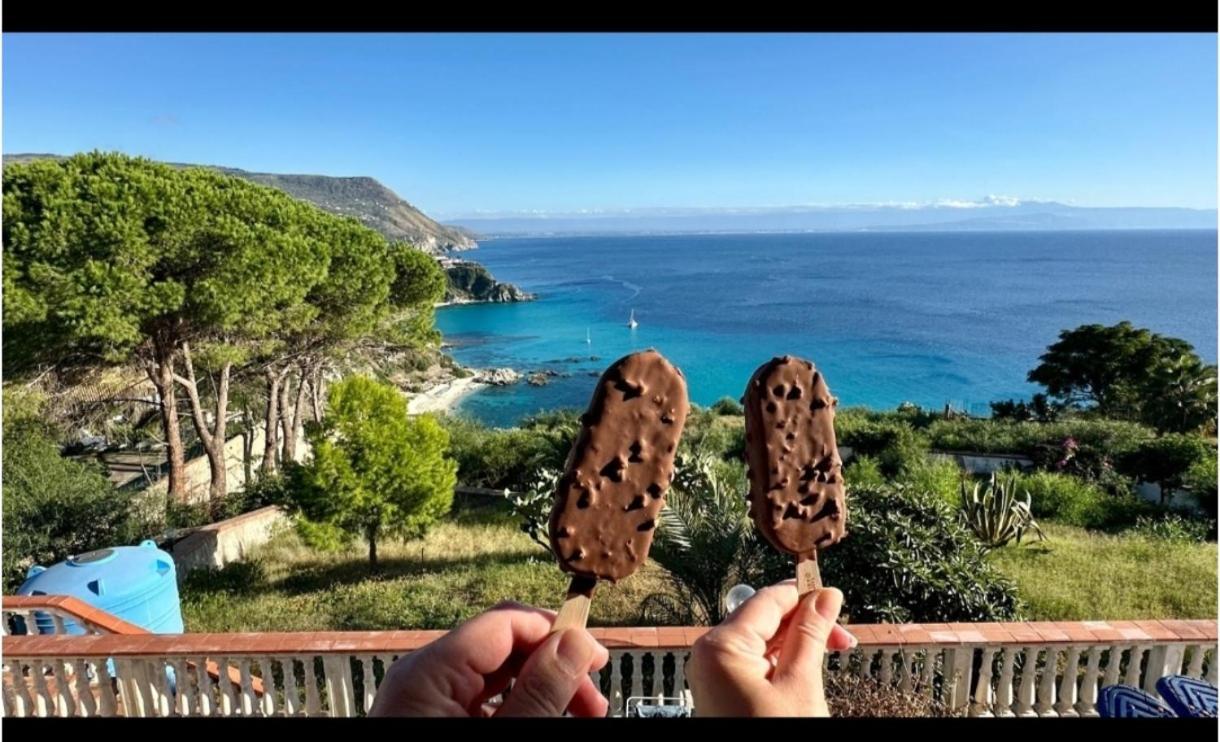 Villamargherita Capo Vaticano Esterno foto